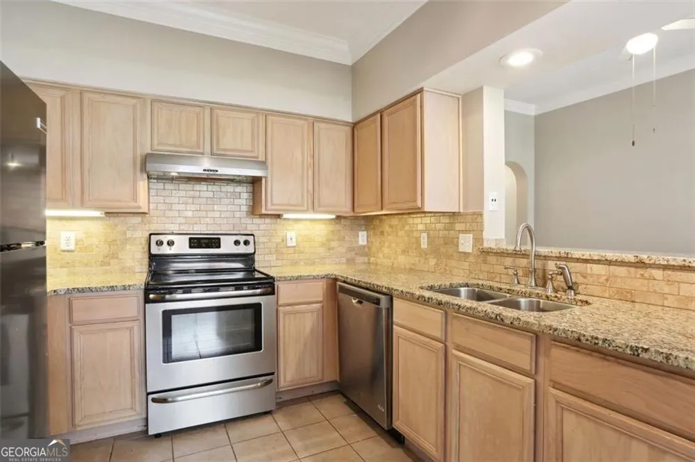 3777 Peachtree RD NE Atlanta, GA 30319