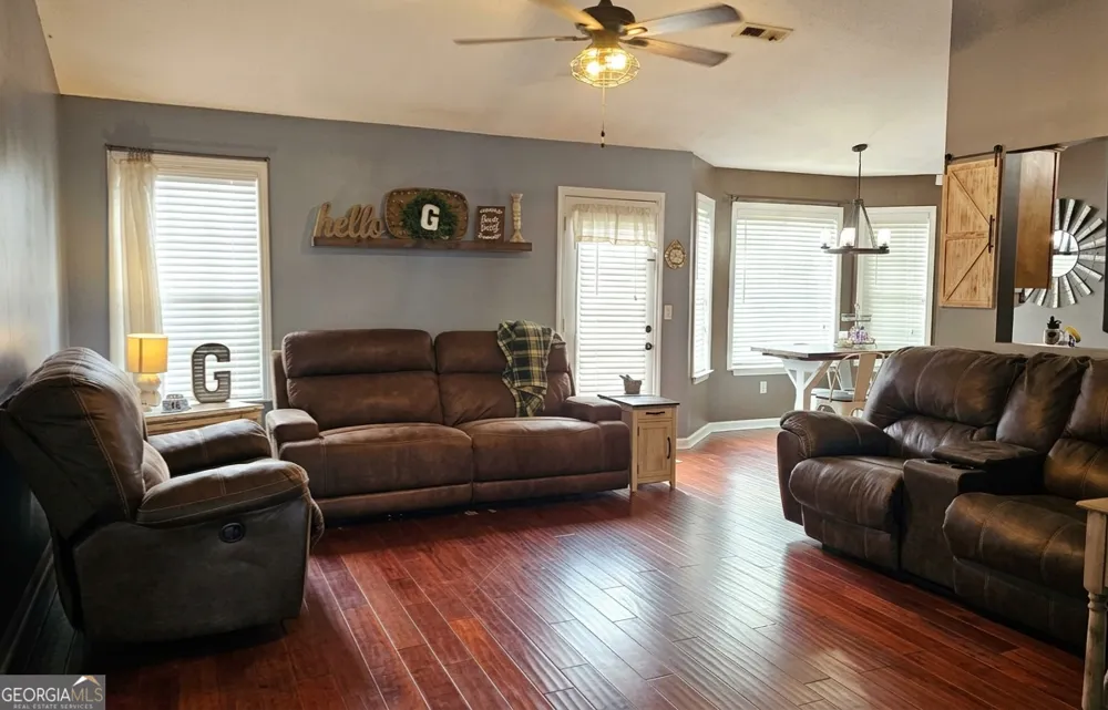 54 Leisure DR NW Rome, GA 30165