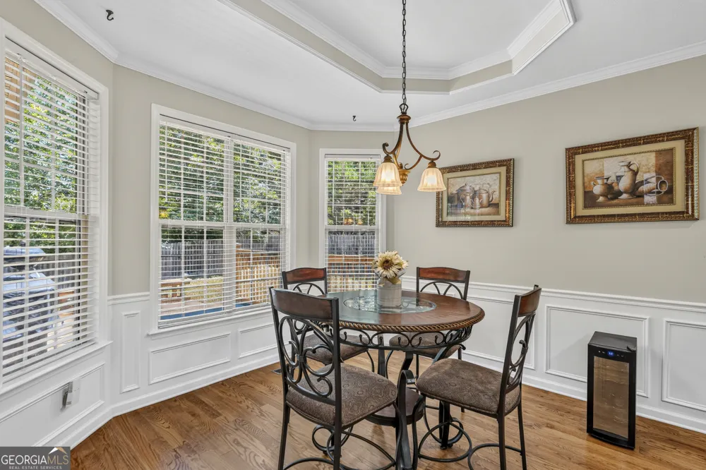 6979 Neville DR Ooltewah, TN 37363
