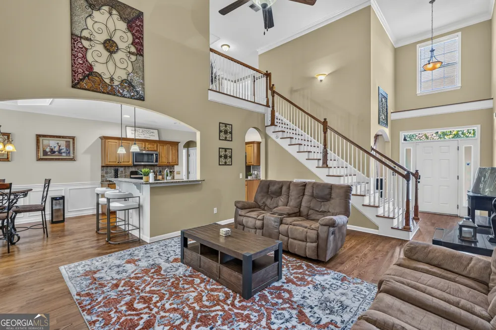 6979 Neville DR Ooltewah, TN 37363