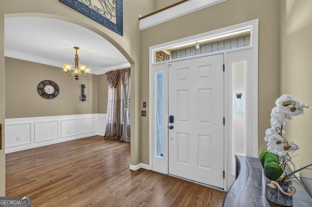 6979 Neville DR Ooltewah, TN 37363