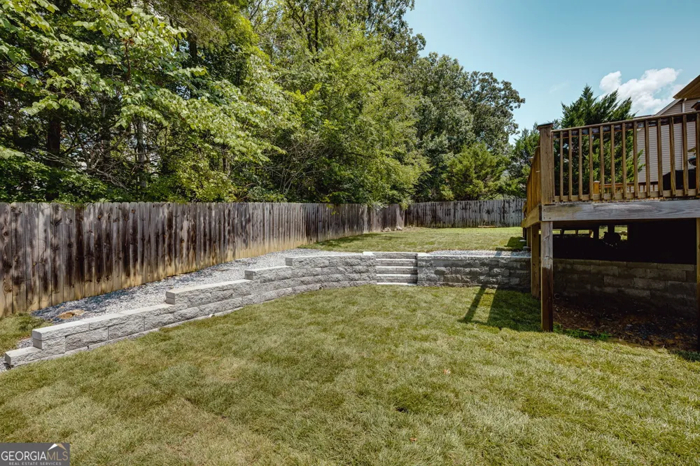 6979 Neville DR Ooltewah, TN 37363