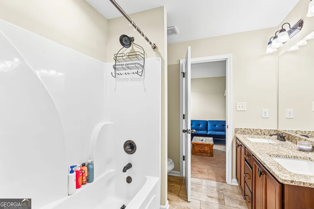117 Berwick CIR Bonaire, GA 31005