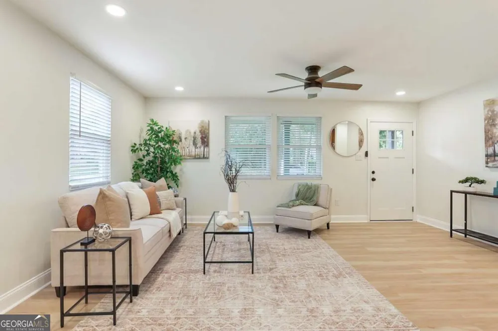 1217 E 34Th ST Savannah, GA 31404