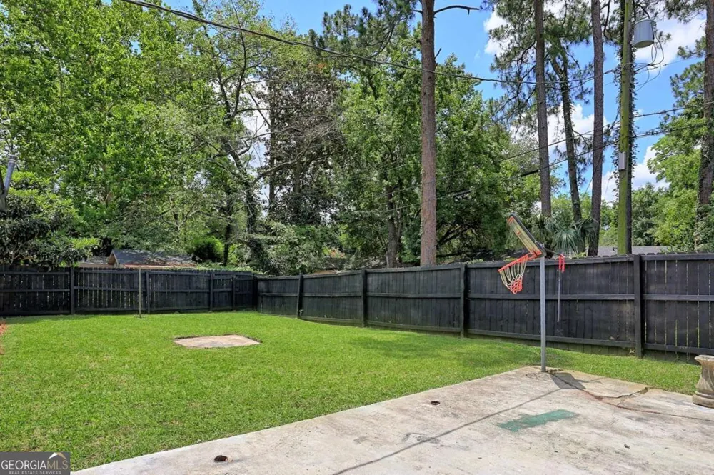 1217 E 34Th ST Savannah, GA 31404