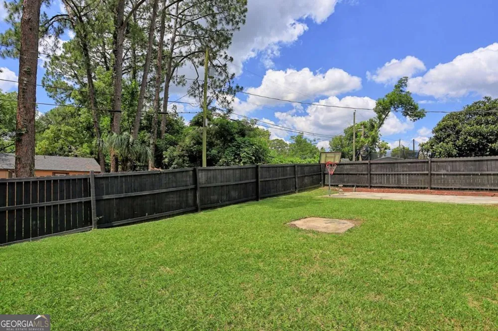 1217 E 34Th ST Savannah, GA 31404