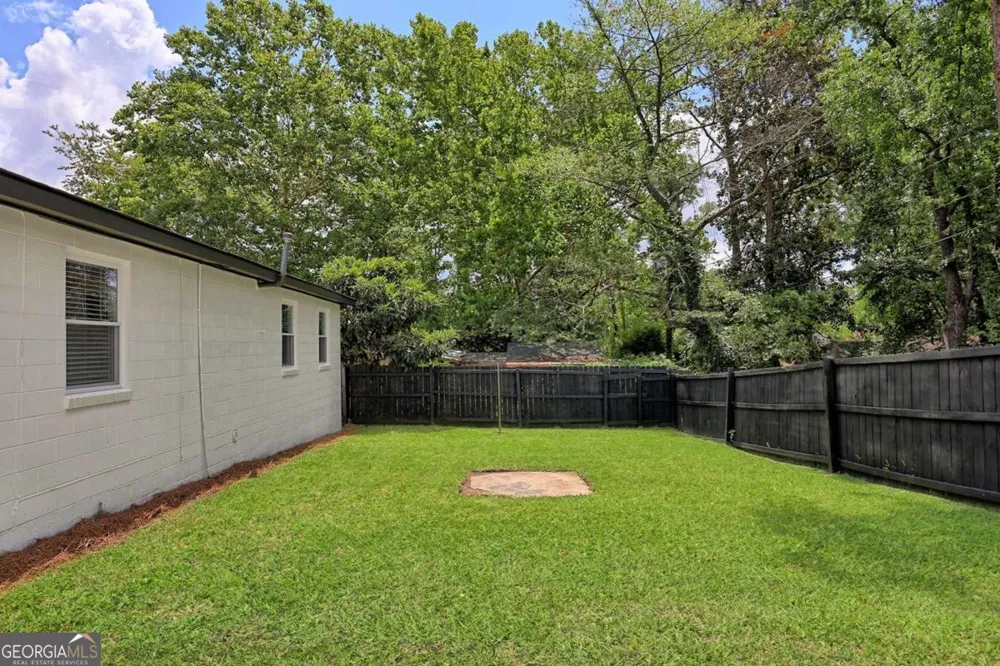 1217 E 34Th ST Savannah, GA 31404