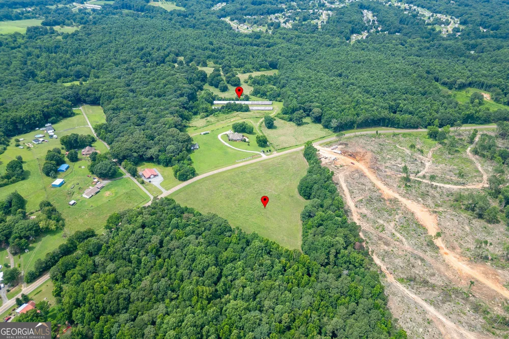 563 Martin RD Talmo, GA 30575