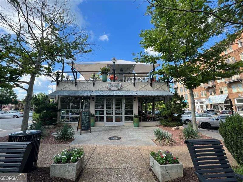 9040 Main ST Woodstock, GA 30188