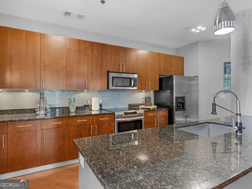 711 Cosmopolitan DR NE Atlanta, GA 30324