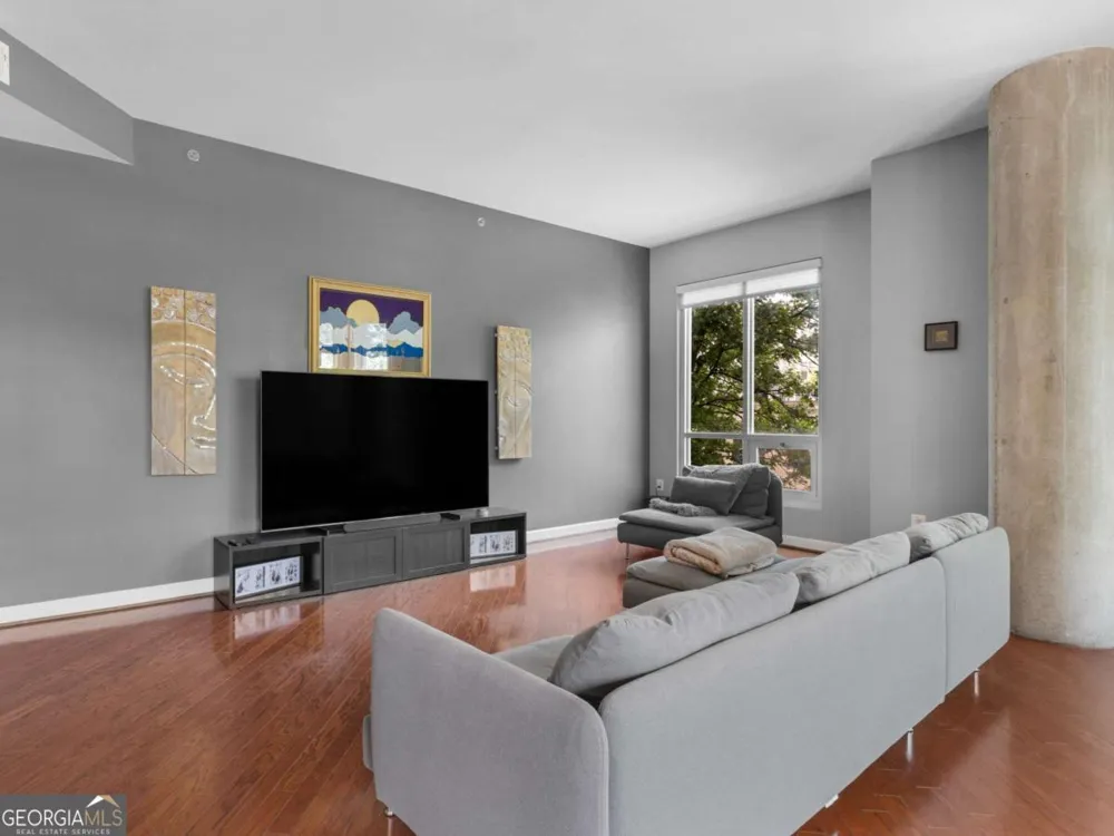 711 Cosmopolitan DR NE Atlanta, GA 30324