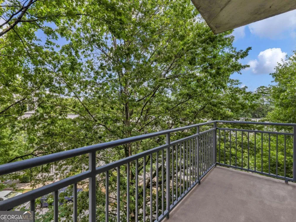 711 Cosmopolitan DR NE Atlanta, GA 30324