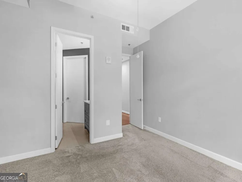 711 Cosmopolitan DR NE Atlanta, GA 30324