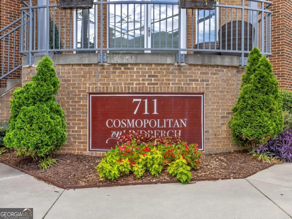 711 Cosmopolitan DR NE Atlanta, GA 30324