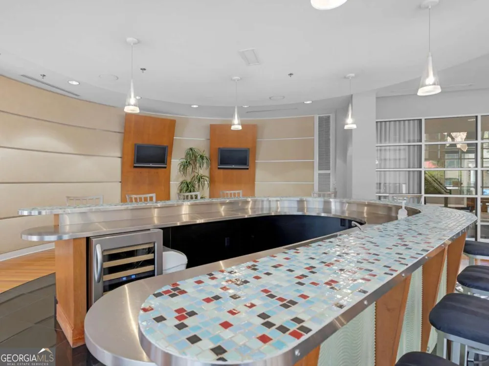 711 Cosmopolitan DR NE Atlanta, GA 30324