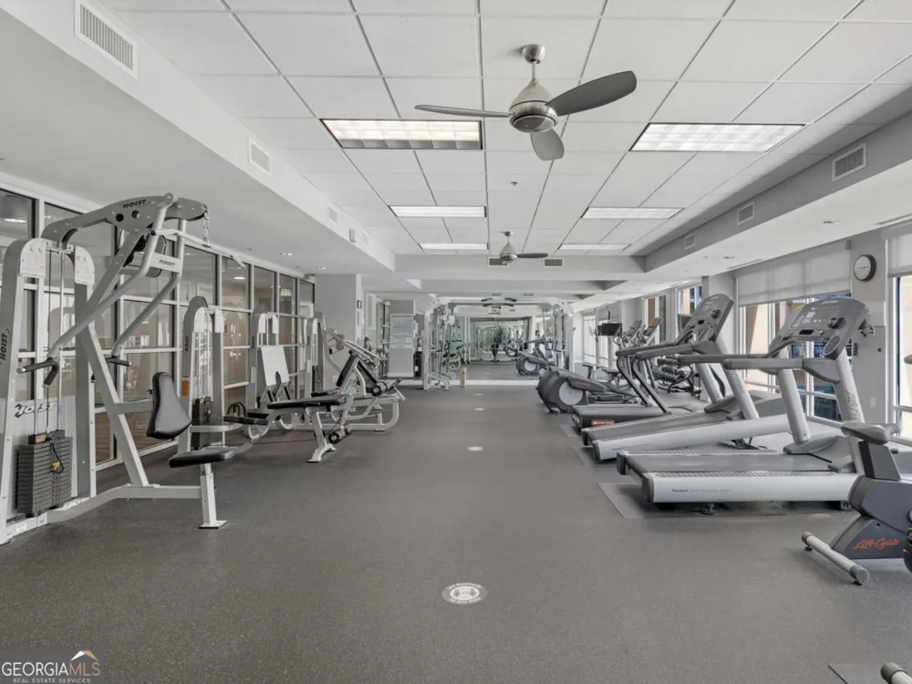 711 Cosmopolitan DR NE Atlanta, GA 30324