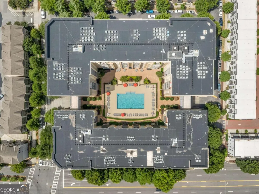 711 Cosmopolitan DR NE Atlanta, GA 30324