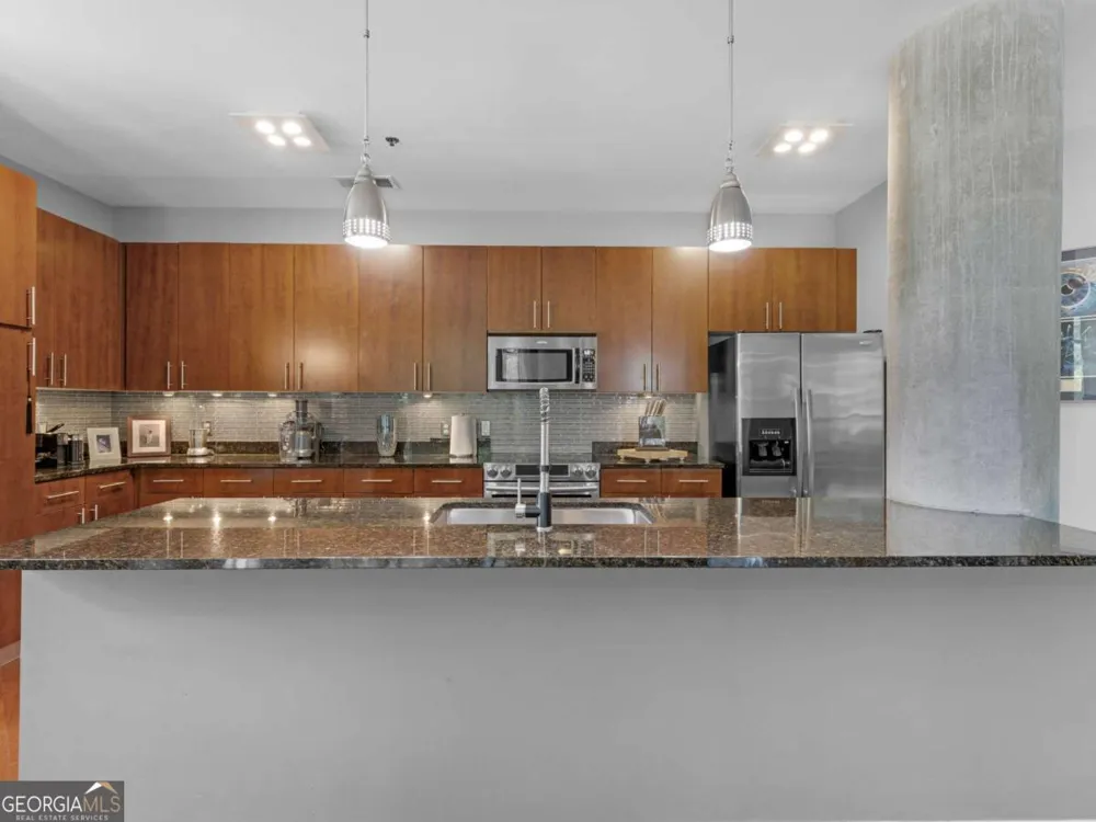 711 Cosmopolitan DR NE Atlanta, GA 30324