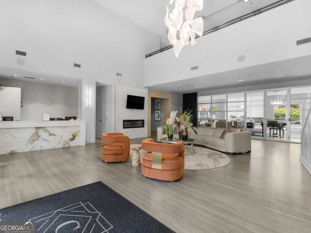 711 Cosmopolitan DR NE Atlanta, GA 30324