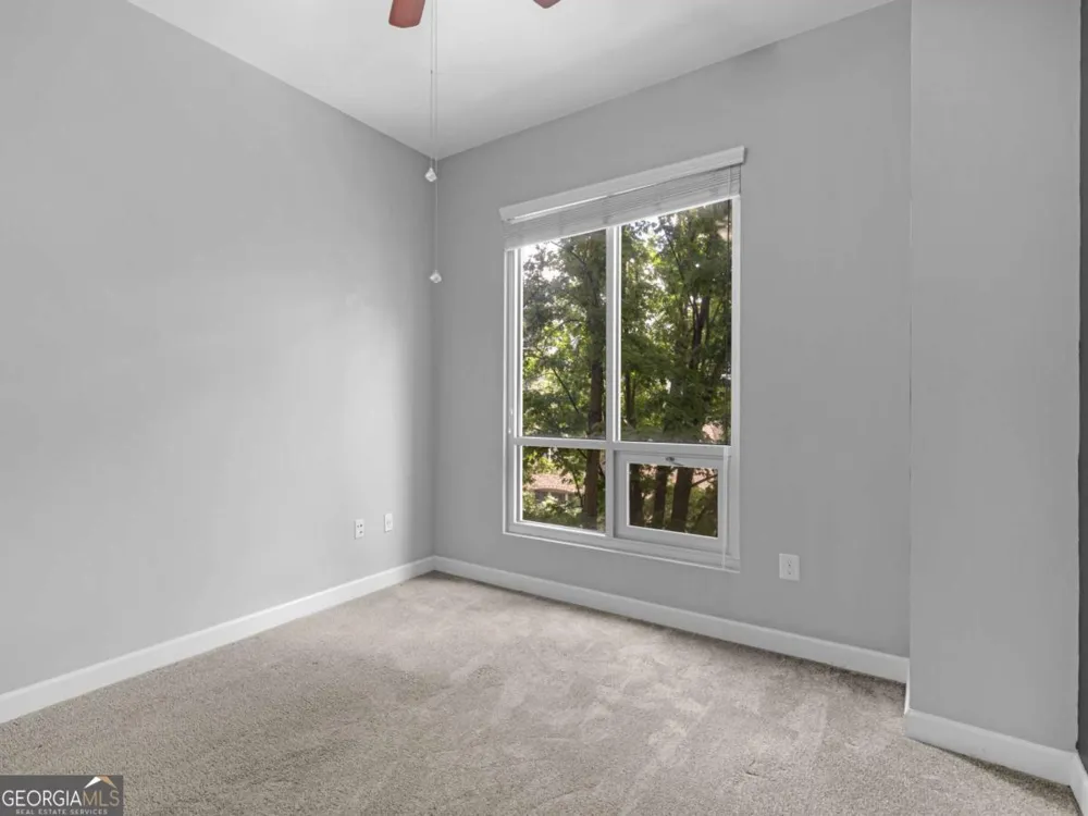 711 Cosmopolitan DR NE Atlanta, GA 30324