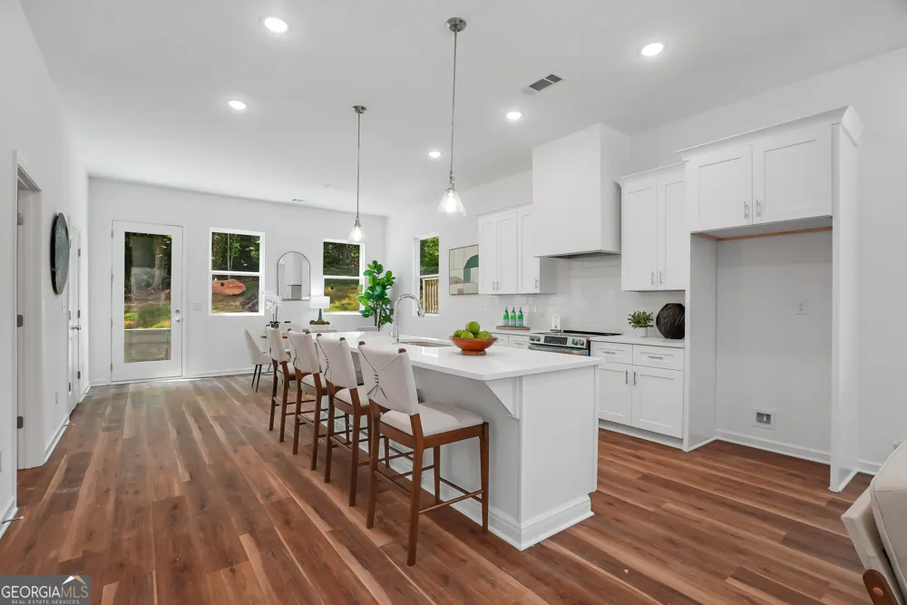 1804 Charles PL NW Atlanta, GA 30318