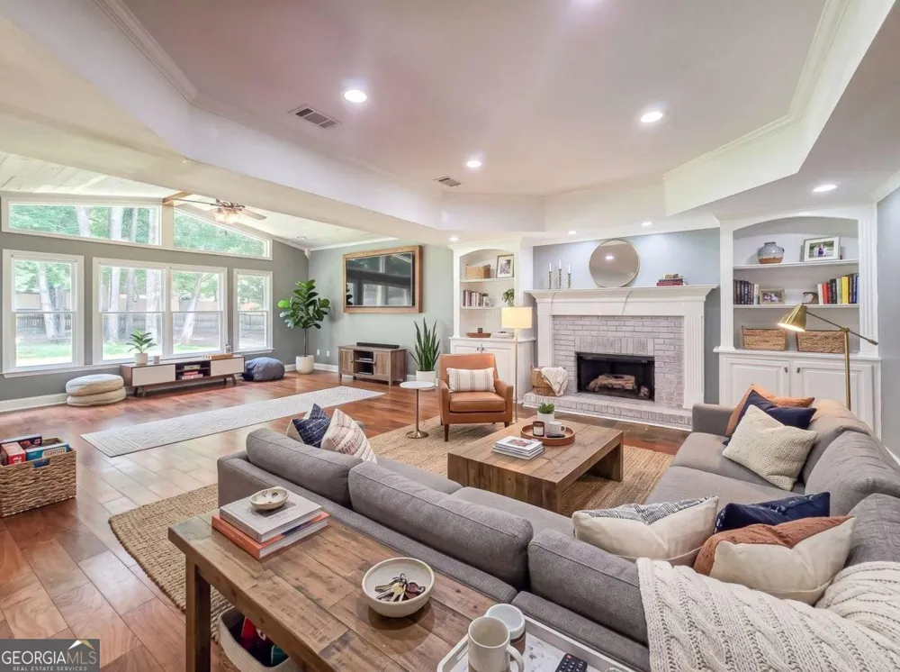 1545 Woodpoint WAY Lawrenceville, GA 30043
