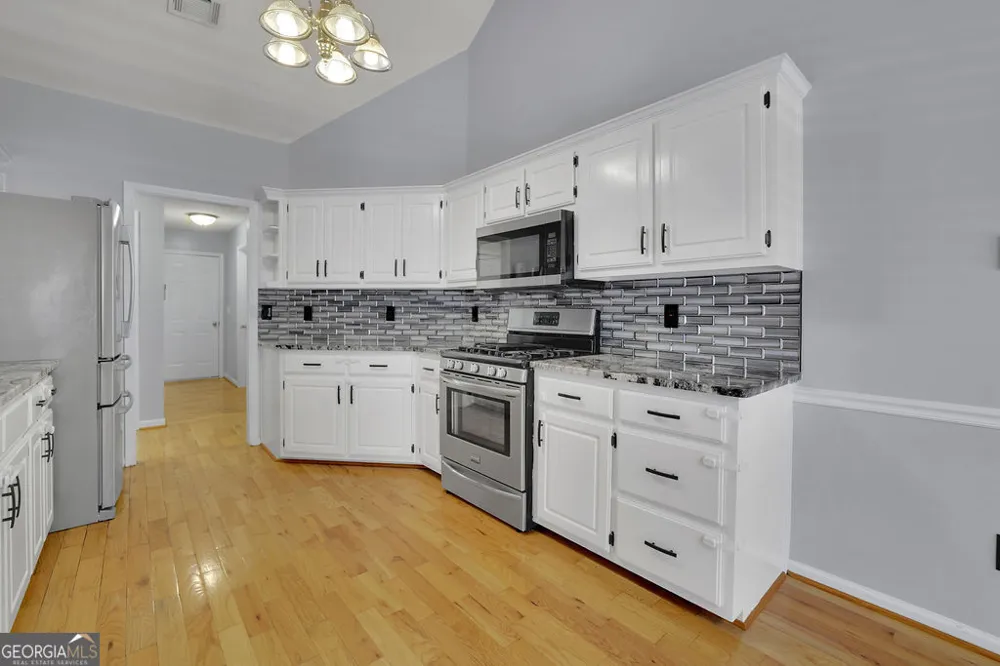 2465 Chandler RD Grayson, GA 30017