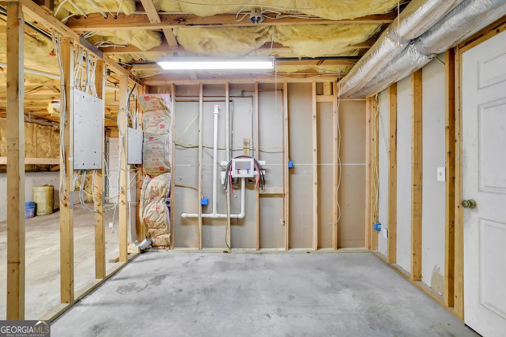 2465 Chandler RD Grayson, GA 30017