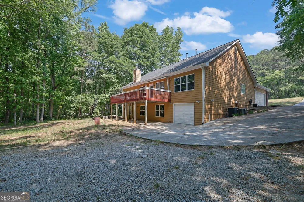2465 Chandler RD Grayson, GA 30017