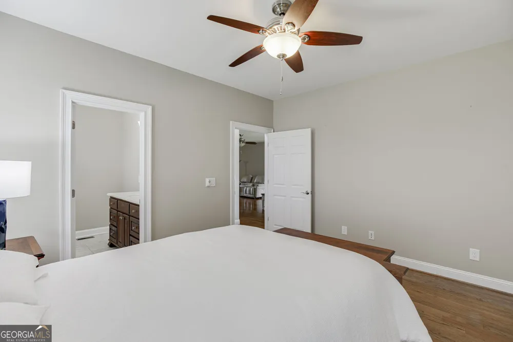 563 Martin RD Talmo, GA 30575