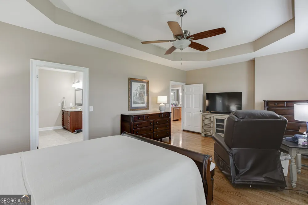 563 Martin RD Talmo, GA 30575