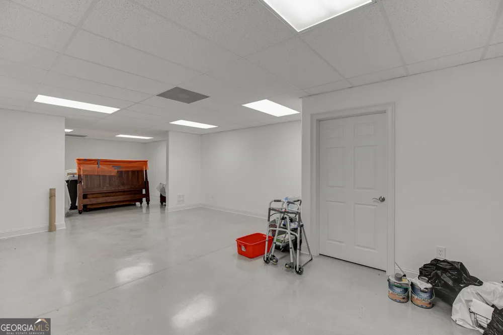 563 Martin RD Talmo, GA 30575