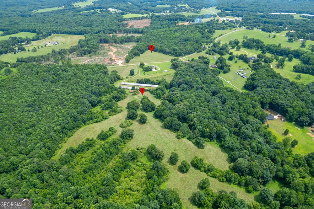 563 Martin RD Talmo, GA 30575