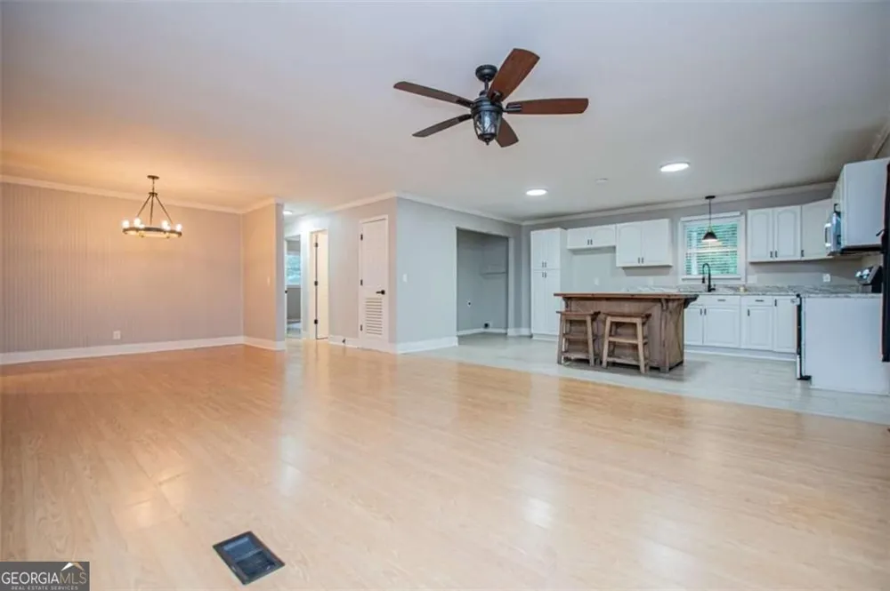 315 Laurel RD Carrollton, GA 30117
