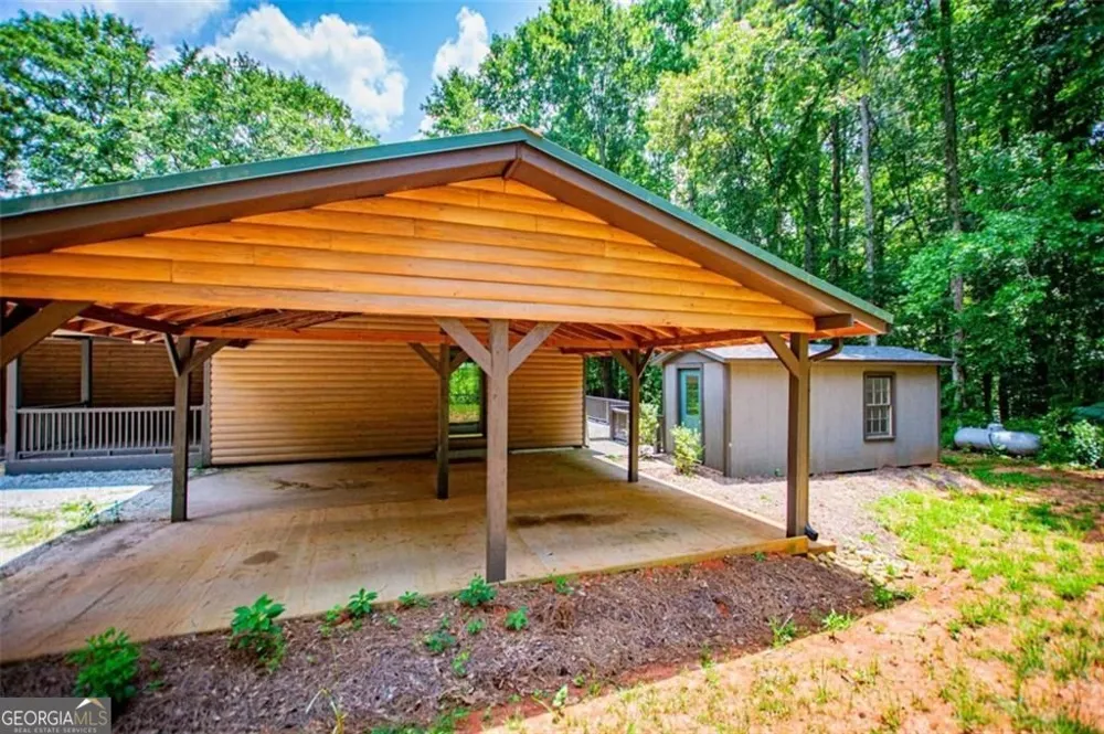 315 Laurel RD Carrollton, GA 30117