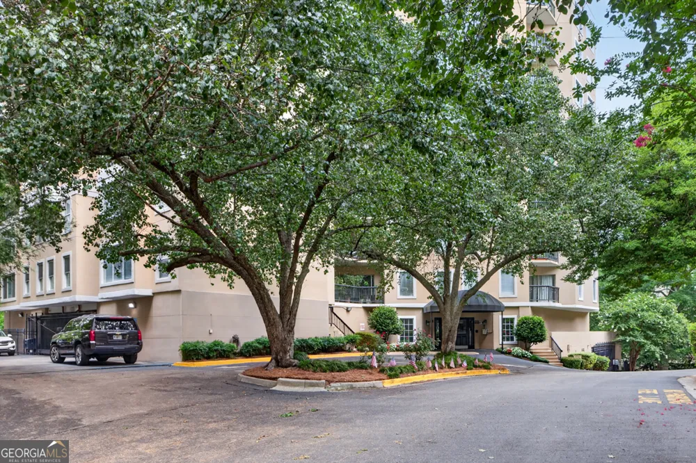 1 Biscayne DR NW Atlanta, GA 30309