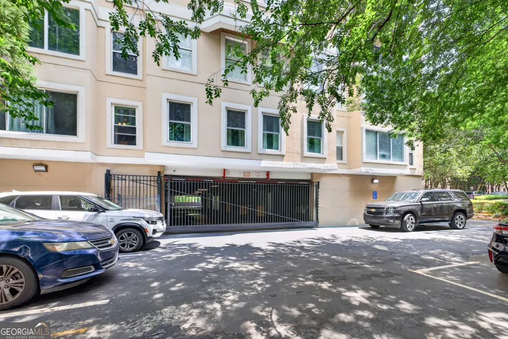 1 Biscayne DR NW Atlanta, GA 30309