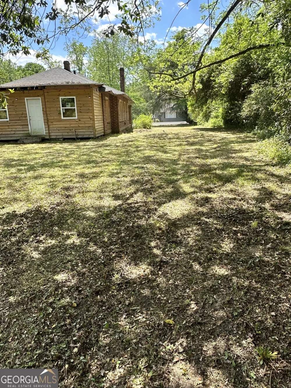3727 Log Cabin DR Macon, GA 31204