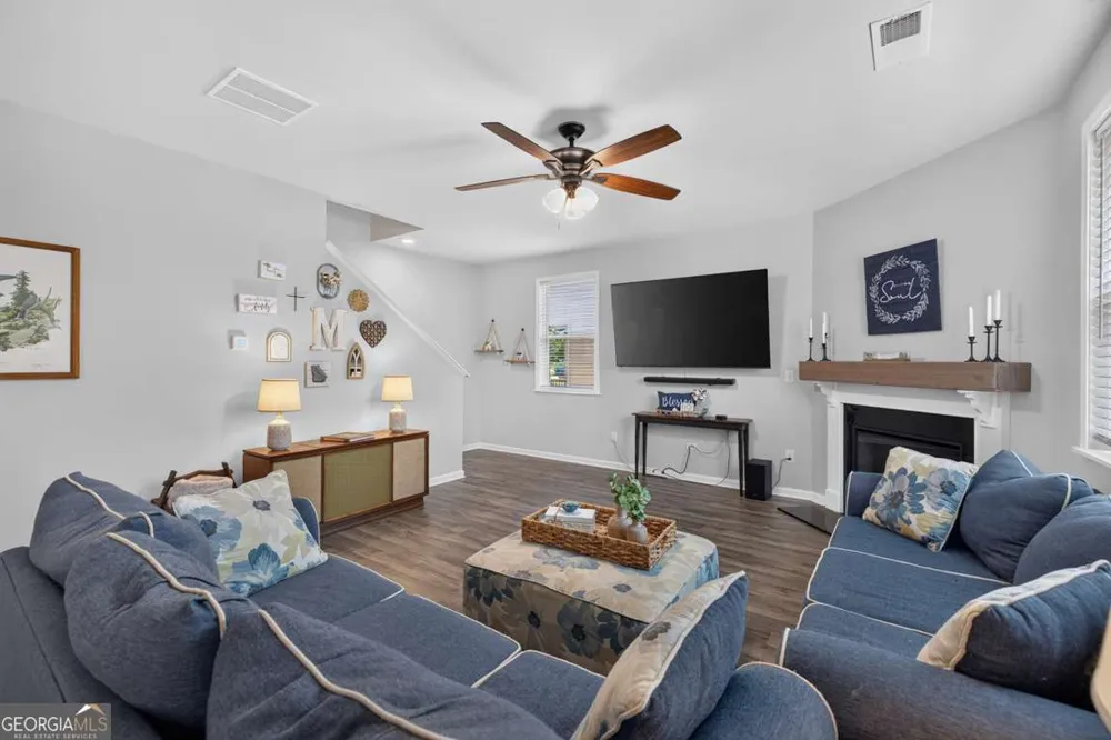 2103 Massey LN Winder, GA 30680