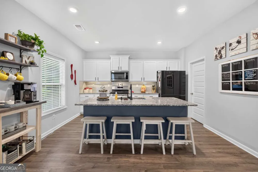 2103 Massey LN Winder, GA 30680