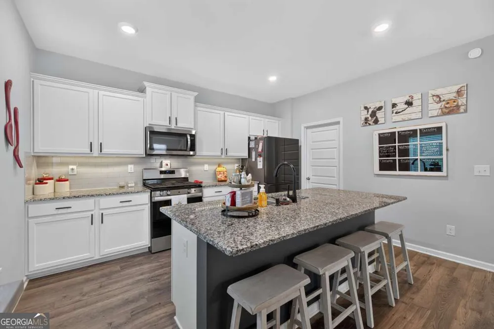 2103 Massey LN Winder, GA 30680
