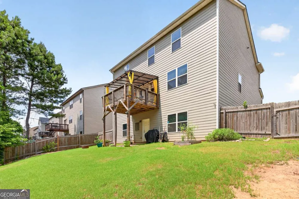 2103 Massey LN Winder, GA 30680