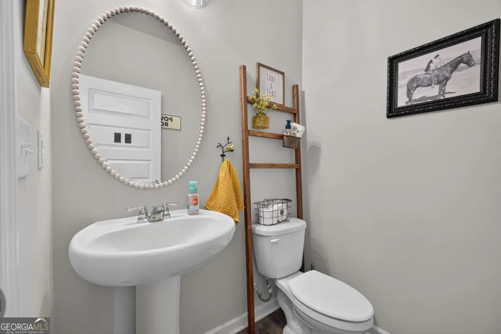 2103 Massey LN Winder, GA 30680