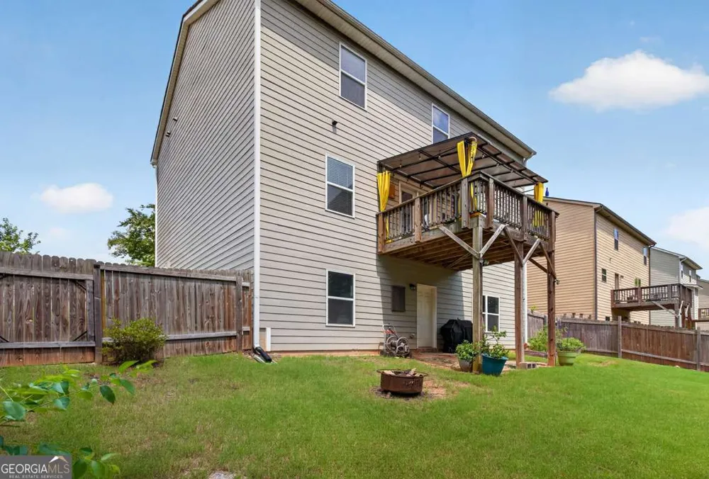 2103 Massey LN Winder, GA 30680
