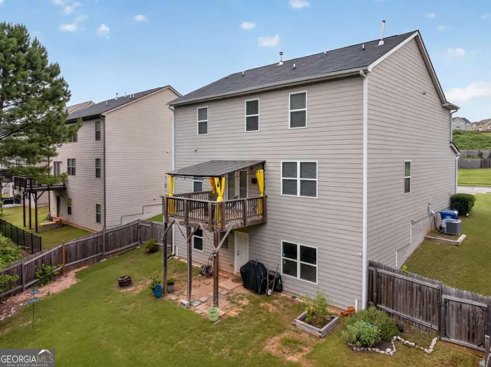 2103 Massey LN Winder, GA 30680