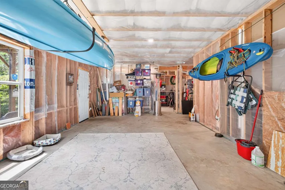2103 Massey LN Winder, GA 30680