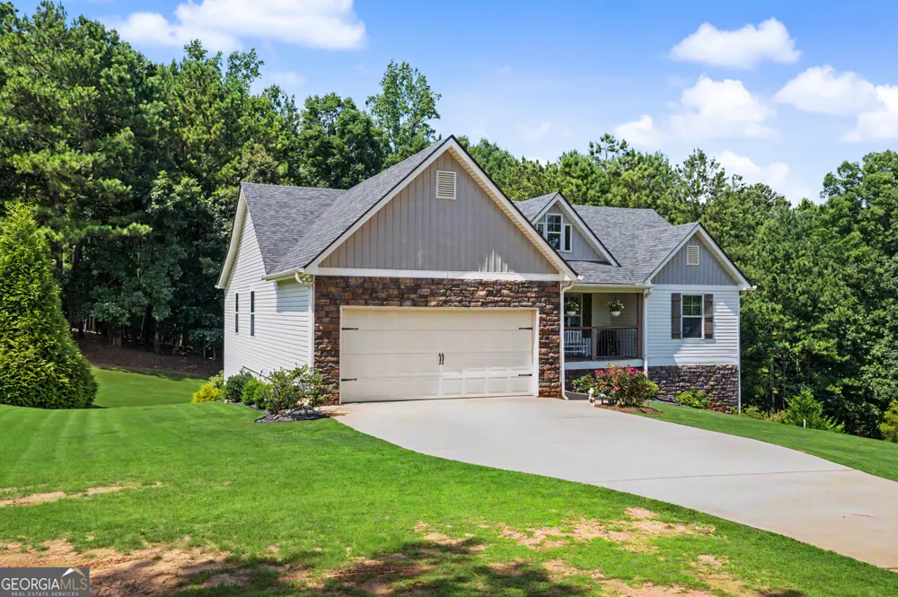126 Copper Creek DR LaGrange, GA 30240