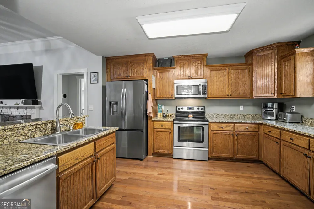 126 Copper Creek DR LaGrange, GA 30240