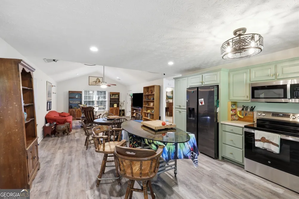 61 Majestic Oak DR Dahlonega, GA 30533
