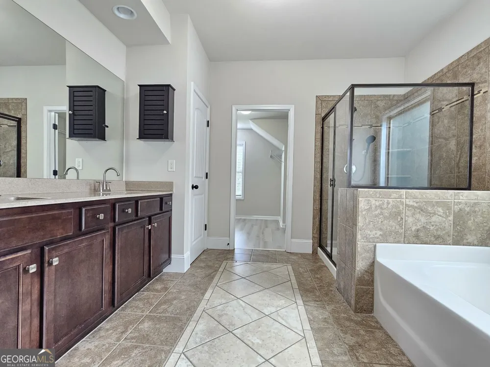 1374 Slate Bend DR Dacula, GA 30019